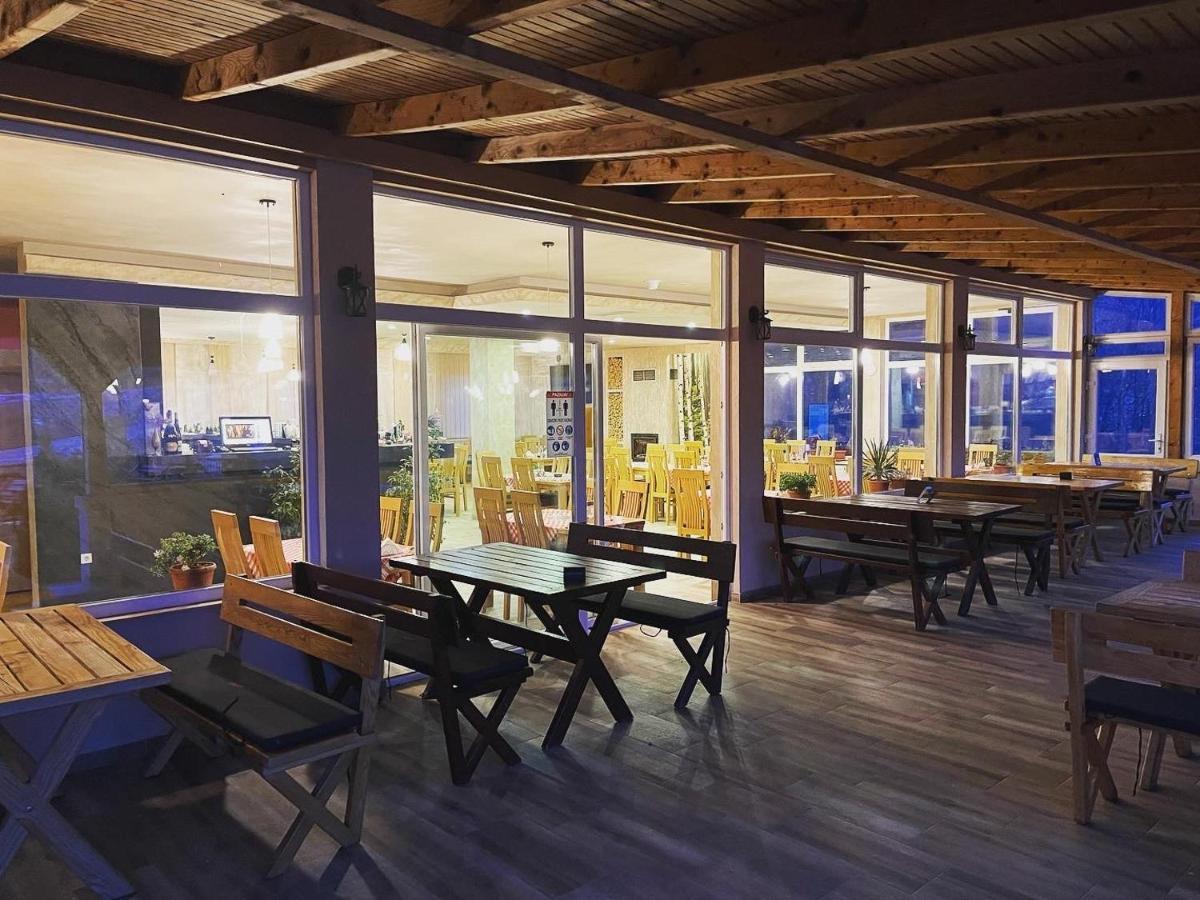 Honey Valley Bjelasnica Bed & Breakfast ภายนอก รูปภาพ